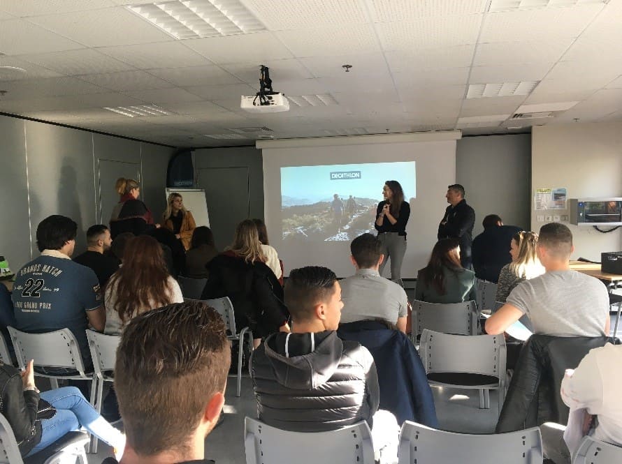 Conférence avec les élèves eleves decathlon