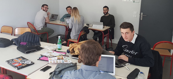Créer sa start up en étant étudiant : le Statut Etudiant-Entrepreneur Créer sa start up en étant étudiant : le Statut Etudiant-Entrepreneur
