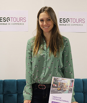 Julie - ESG Tours